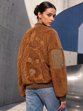 Easel NWT Los Angeles Schnauzer Embroidered Teddy Bomber Jacket Camel, Sizes S-L